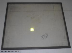 Стекло к бонете Vt 200 верхнее нов.980х851мм пластик Ral7037 1755002